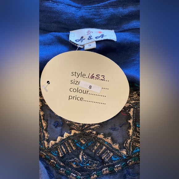 A&A Blue Blouse - Picture 3 of 10